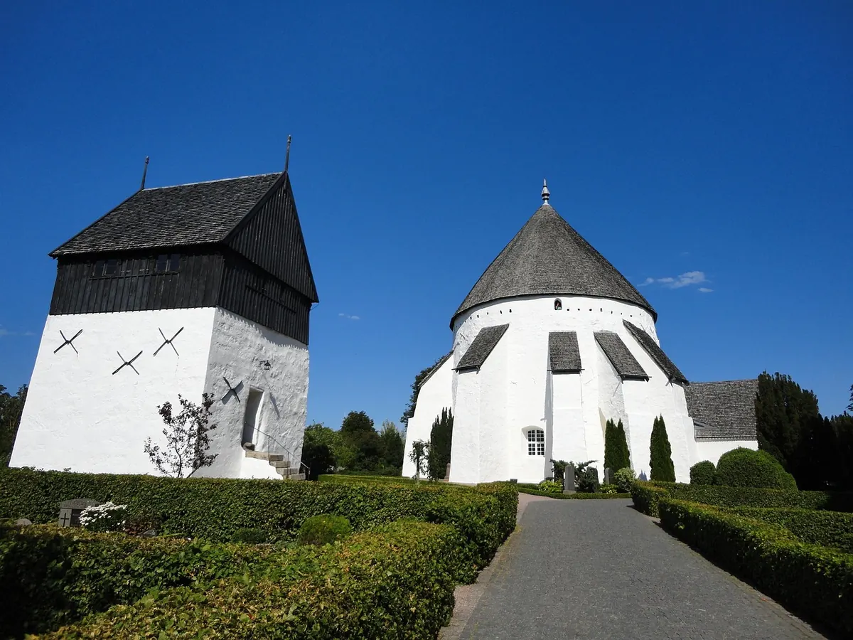 Norfolk's Medieval Round-Tower Churches Explained: A Beginner's Guide